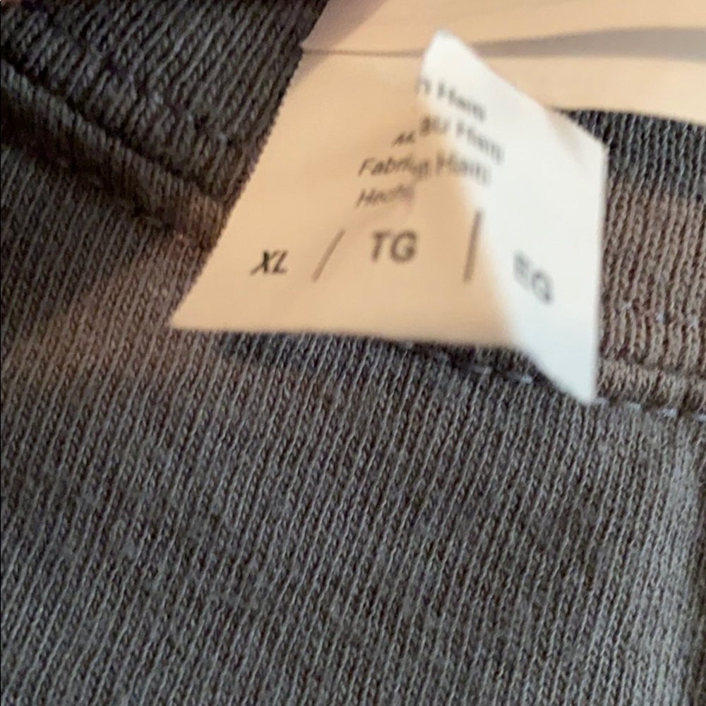 Tee - Picture 4 of 4